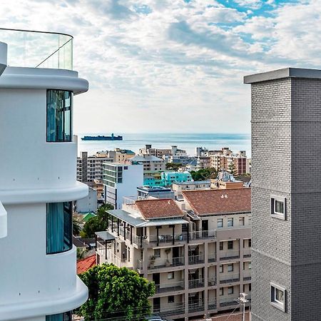 Strand Beach, Magnificent Apartment... Sea Point Cidade Do Cabo Exterior foto