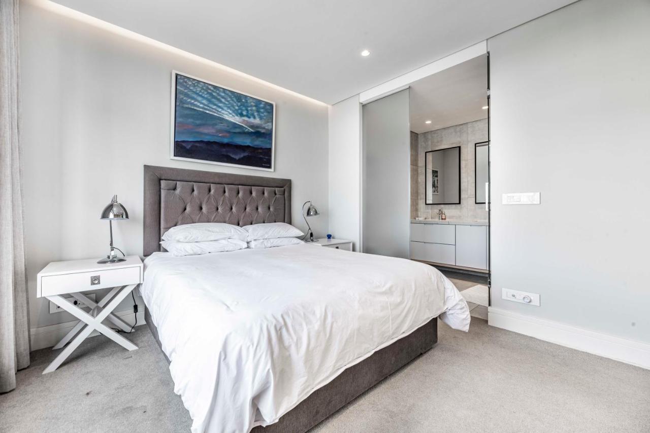 Strand Beach, Magnificent Apartment... Sea Point Cidade Do Cabo Exterior foto
